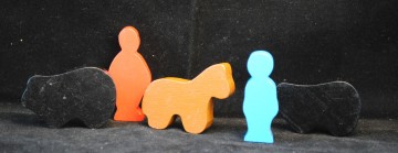 Houten trein - set van 2 mensen en 3 dieren